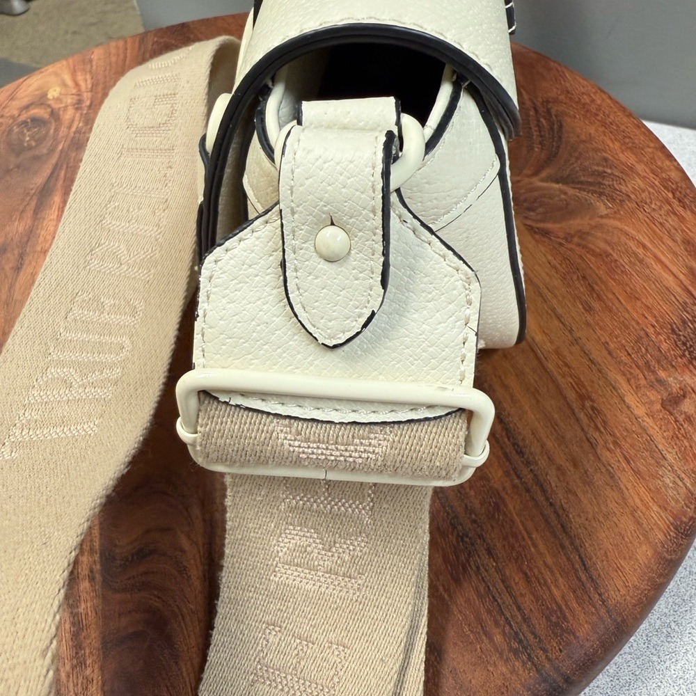 True Religion Horseshoe Buckle Crossbody Bag. - Picture 4 of 15